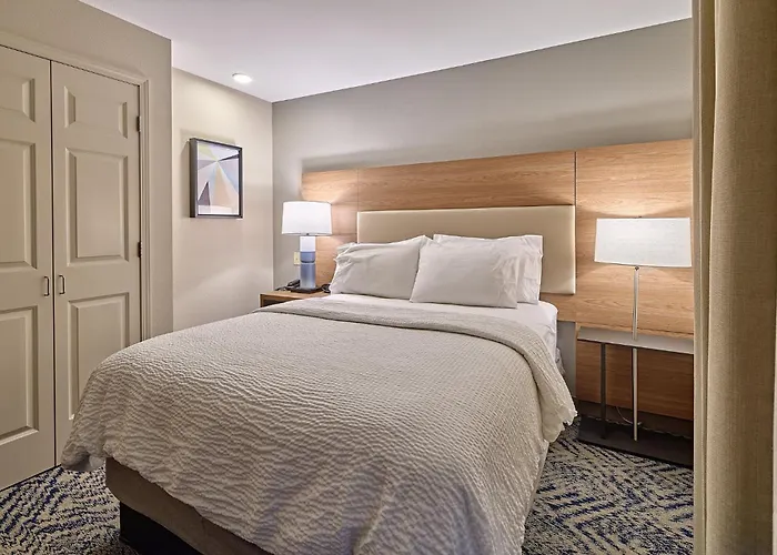 Candlewood - At Grand Prairie By Ihg 2* Peoria