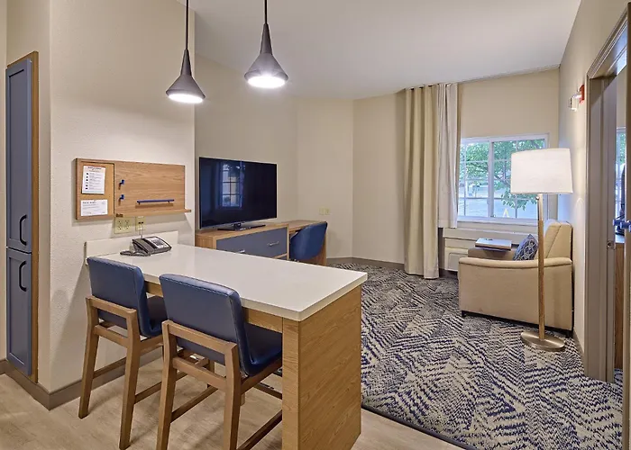 Candlewood - At Grand Prairie By Ihg Hotel 2*