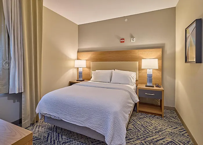 Candlewood - At Grand Prairie By Ihg Hotel Peoria