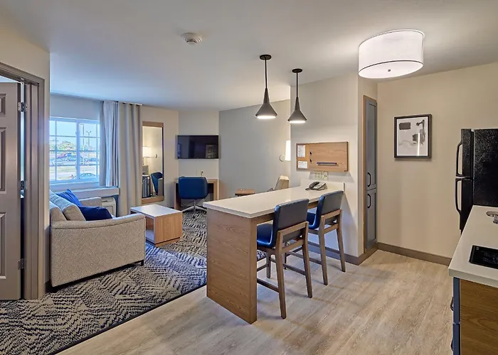 Hotel Candlewood - At Grand Prairie By Ihg Peoria