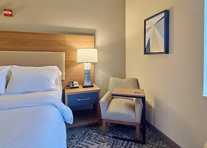 Candlewood - At Grand Prairie By Ihg 2*