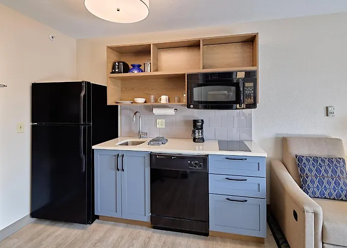 Candlewood - At Grand Prairie By Ihg Hotel 2*