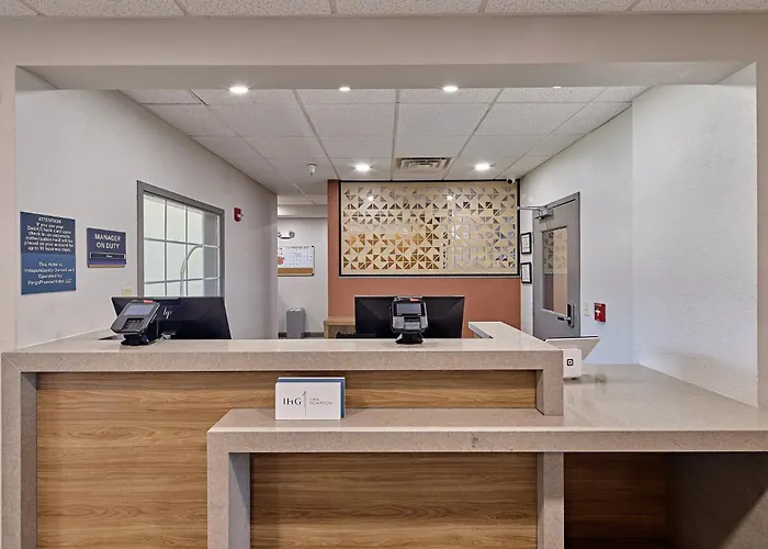 Hotel Candlewood - At Grand Prairie By Ihg Peoria