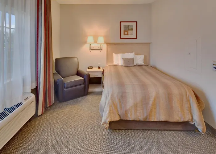 Candlewood - At Grand Prairie By Ihg Отель