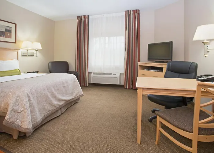 Candlewood - At Grand Prairie By Ihg 2*