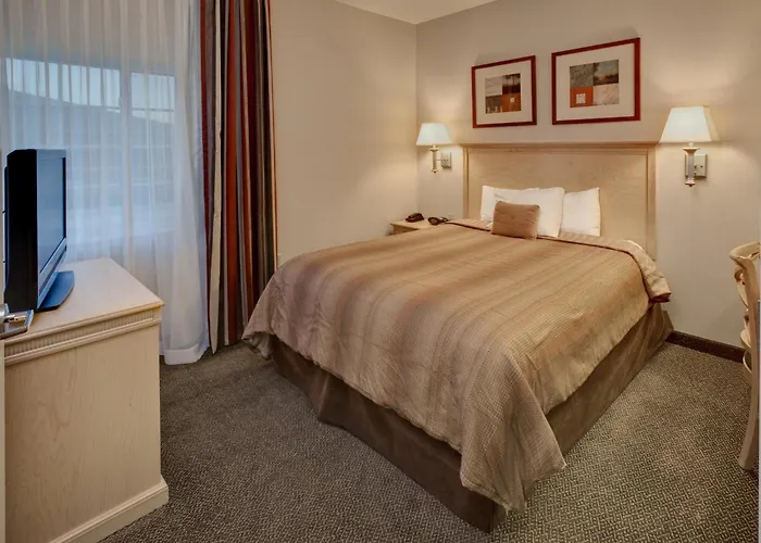 Hotel Candlewood - At Grand Prairie By Ihg 2*