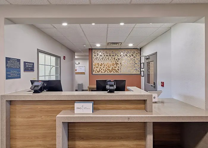 Hotel Candlewood - At Grand Prairie By Ihg